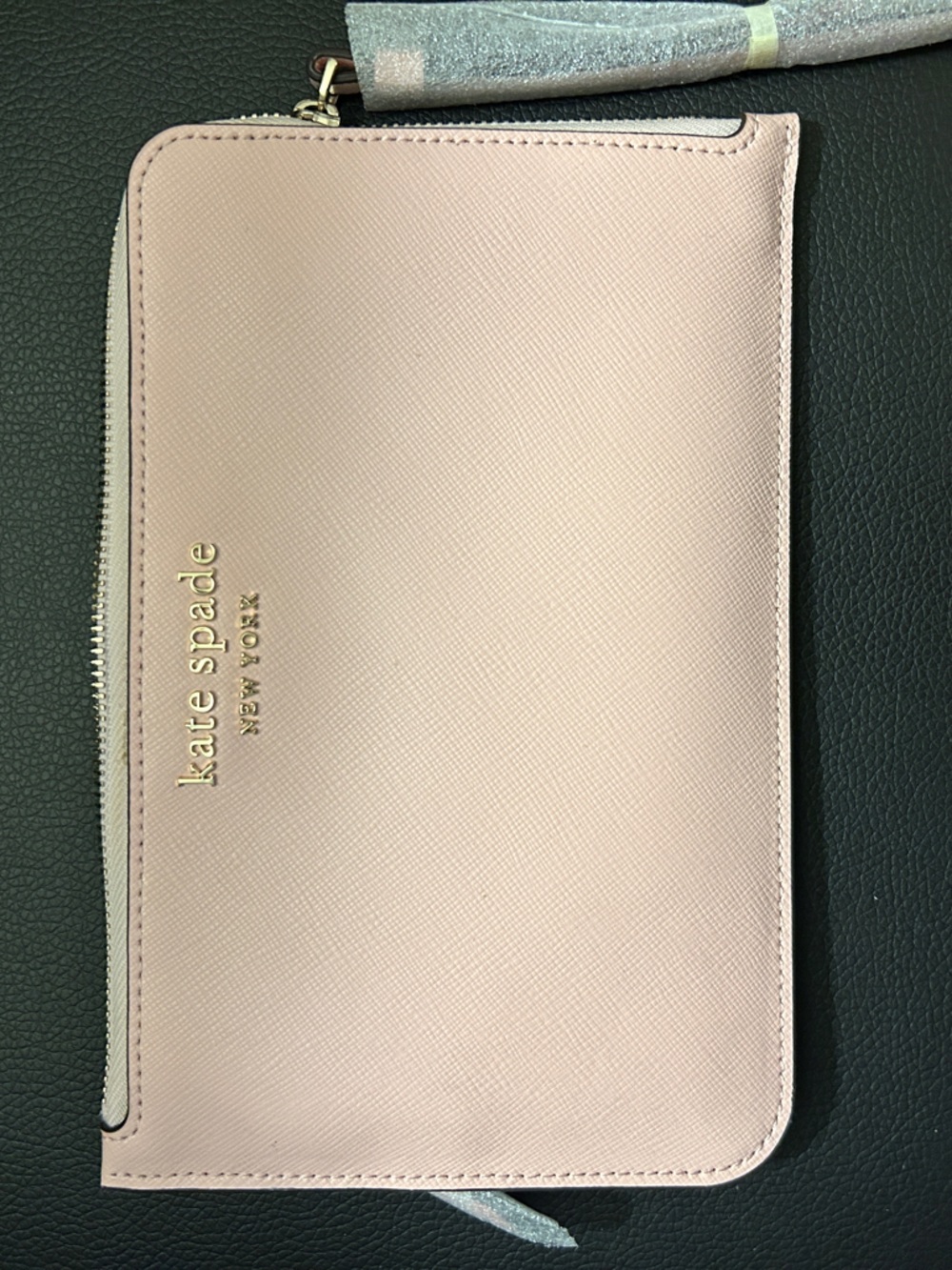 kate Spade Cameron Medium Wristlet NWOT